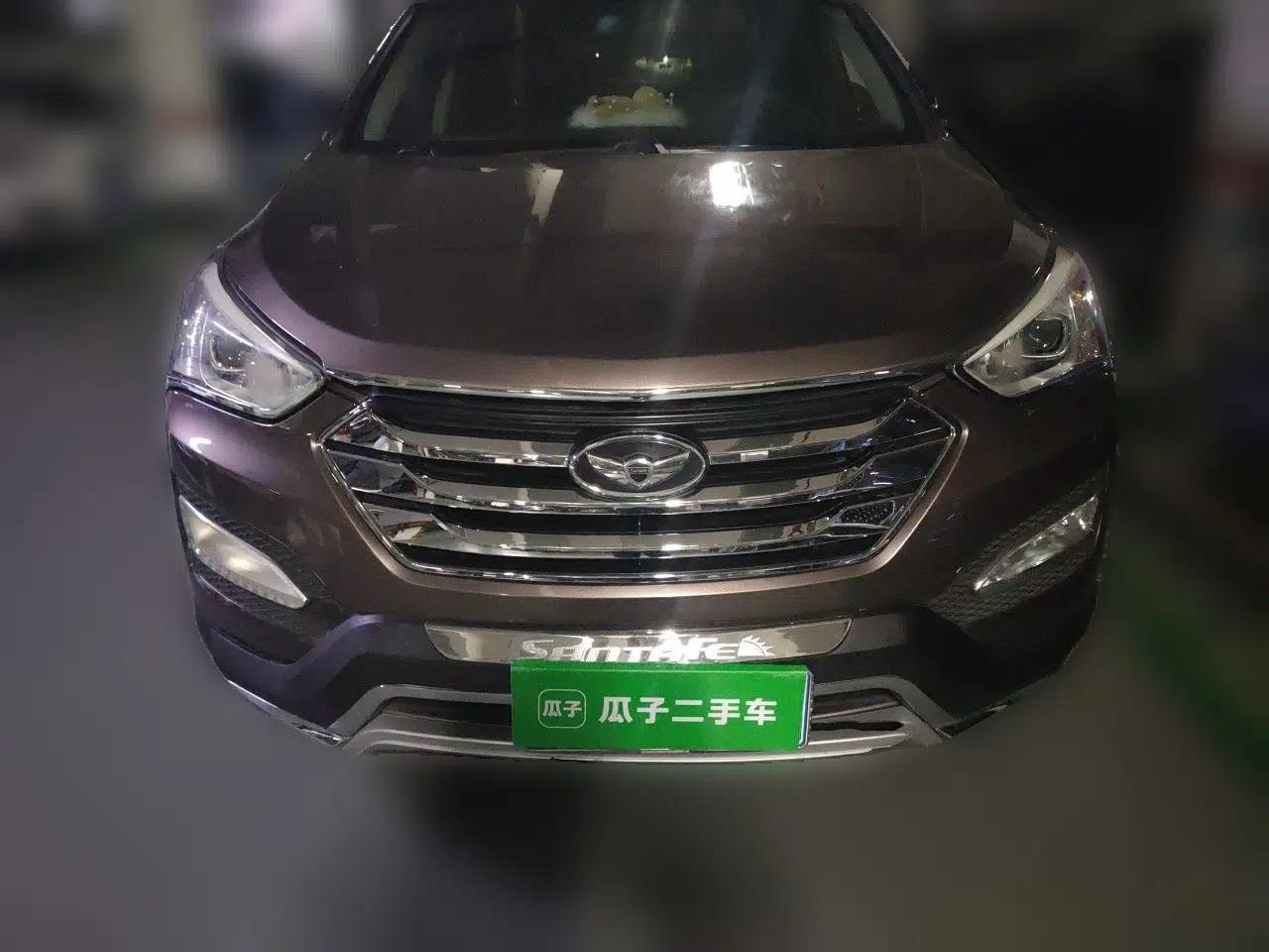 Hyundai Santa Fe Classic 2013 3.0L 4x4 Comfort Edition with Navigation 7 Seats Euro IV — миниатюра 2