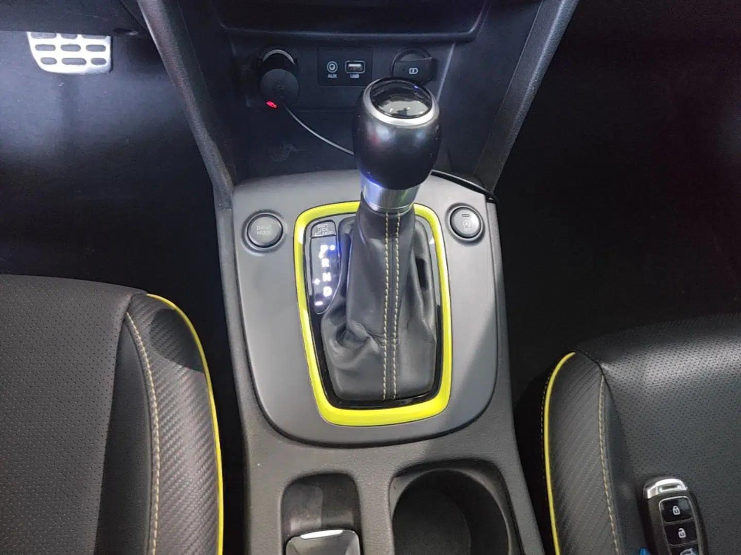 Hyundai ENCINO 2018 1.6T Dual-Clutch ZhiPao Edition China V Standard — миниатюра 17