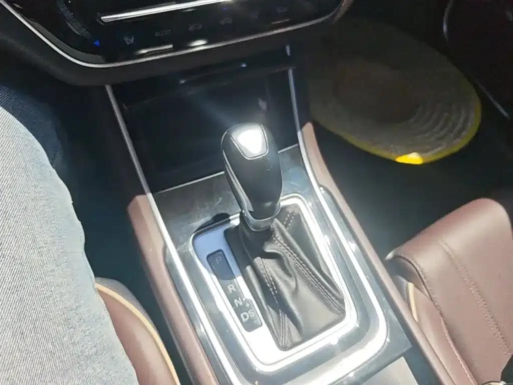 Ruicheng CC 2018 1.5T Automatic Luxury Edition (National V Emission Standard) — миниатюра 14