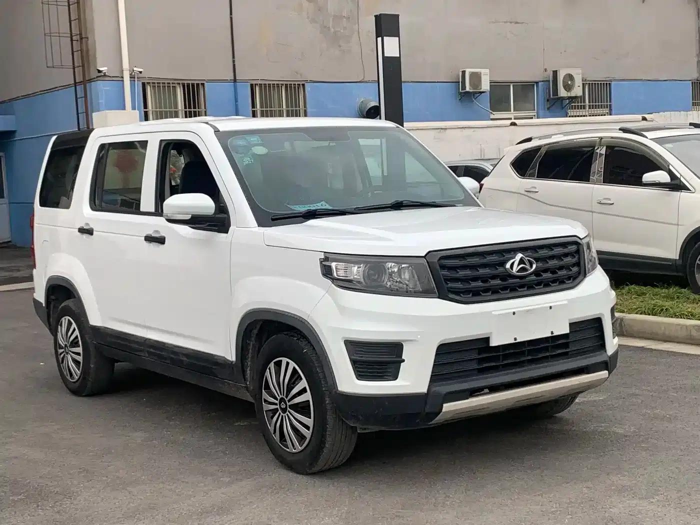 Changan Oushang X70A 2018 Model 1.5L Manual Standard Edition — миниатюра 3