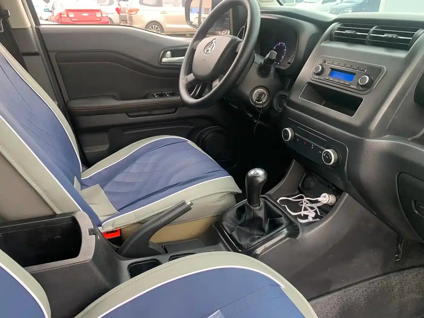 Changan Oushang X70A 2018 Model 1.5L Manual Standard Edition — миниатюра 9