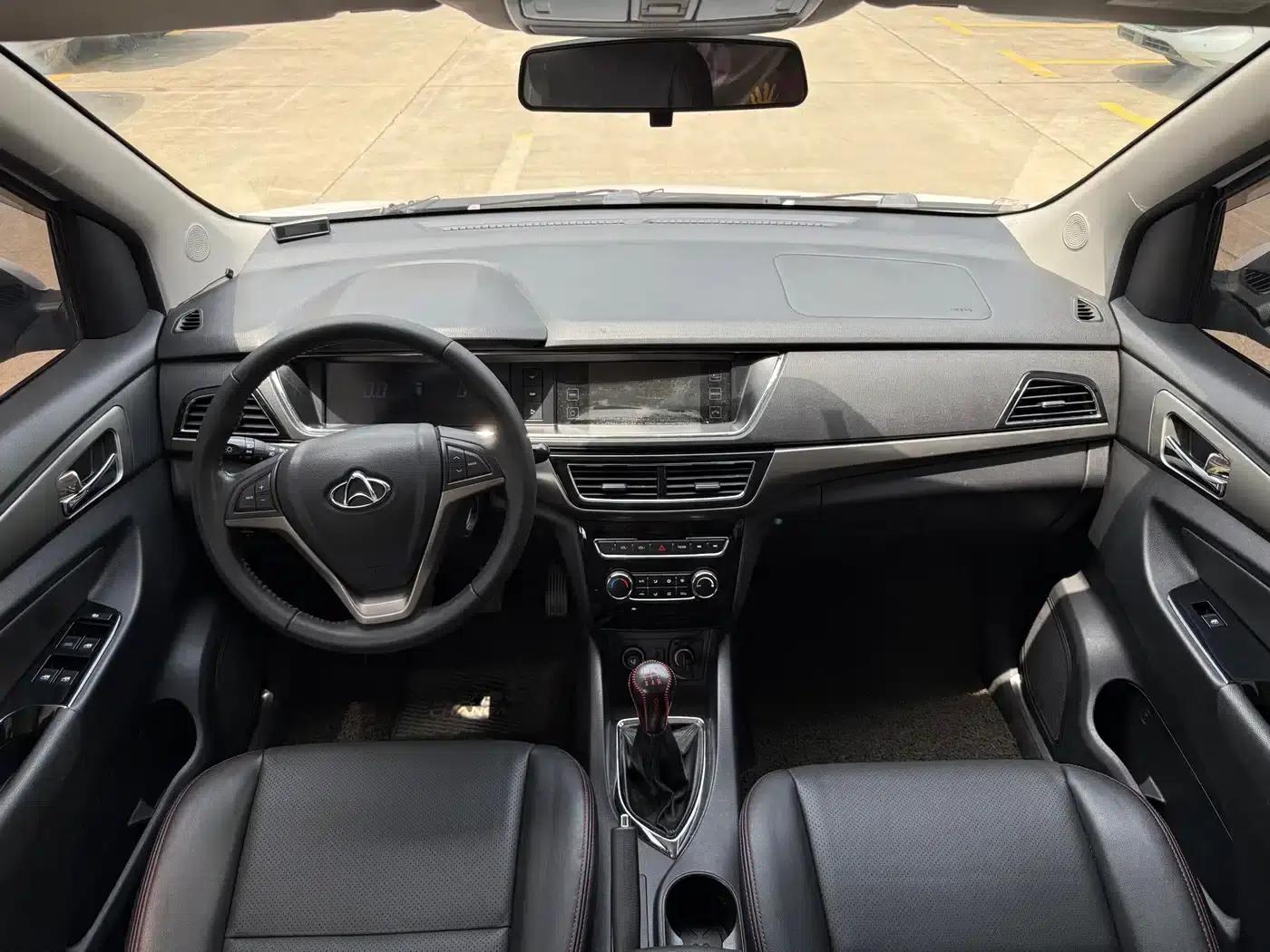 Changan Oushang A600 2016 1.5L Manual Deluxe 7-Seater — миниатюра 6