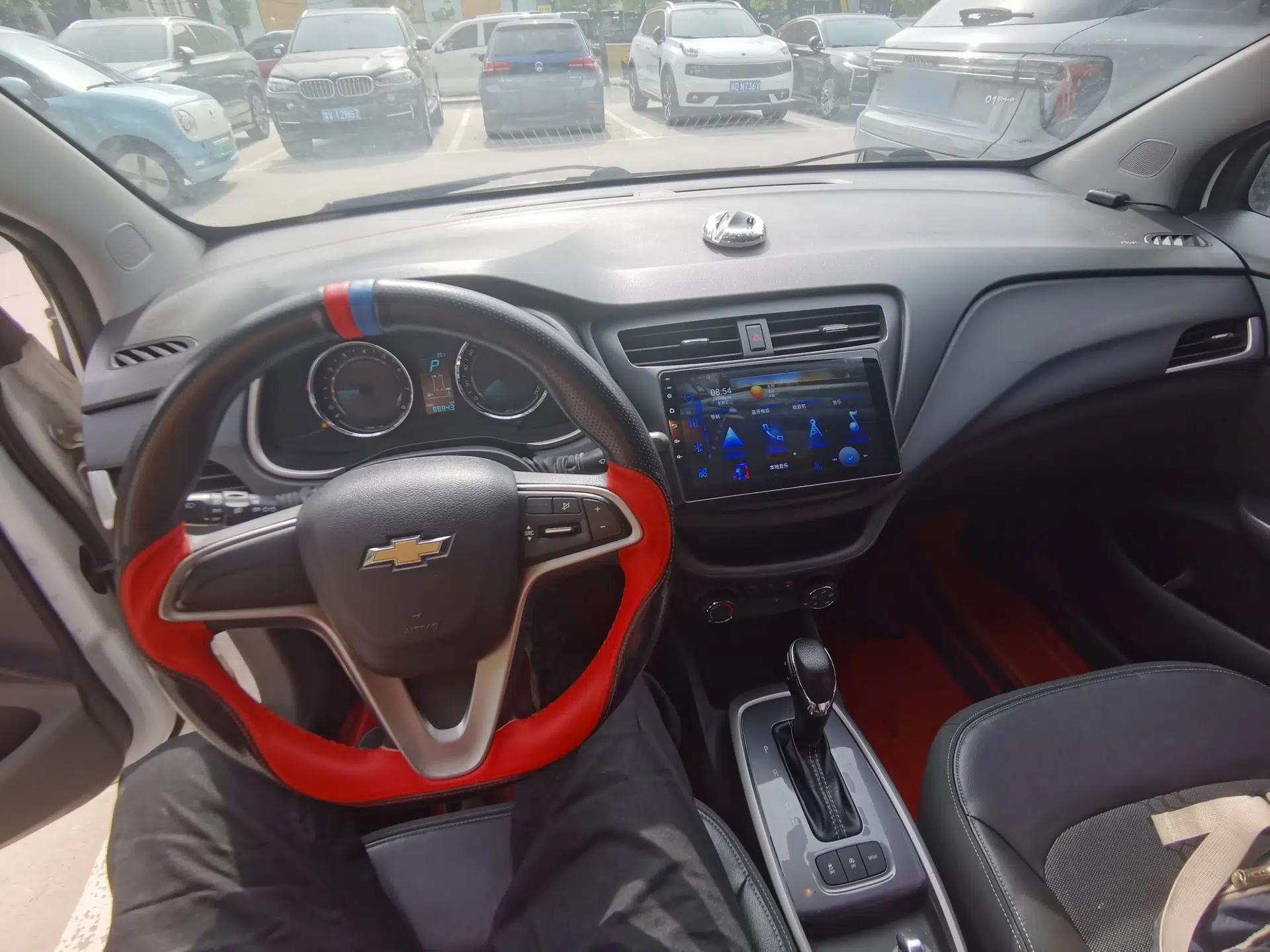 Chevrolet Lova RV 2016 1.5L Automatic Smart Drive Edition — миниатюра 13