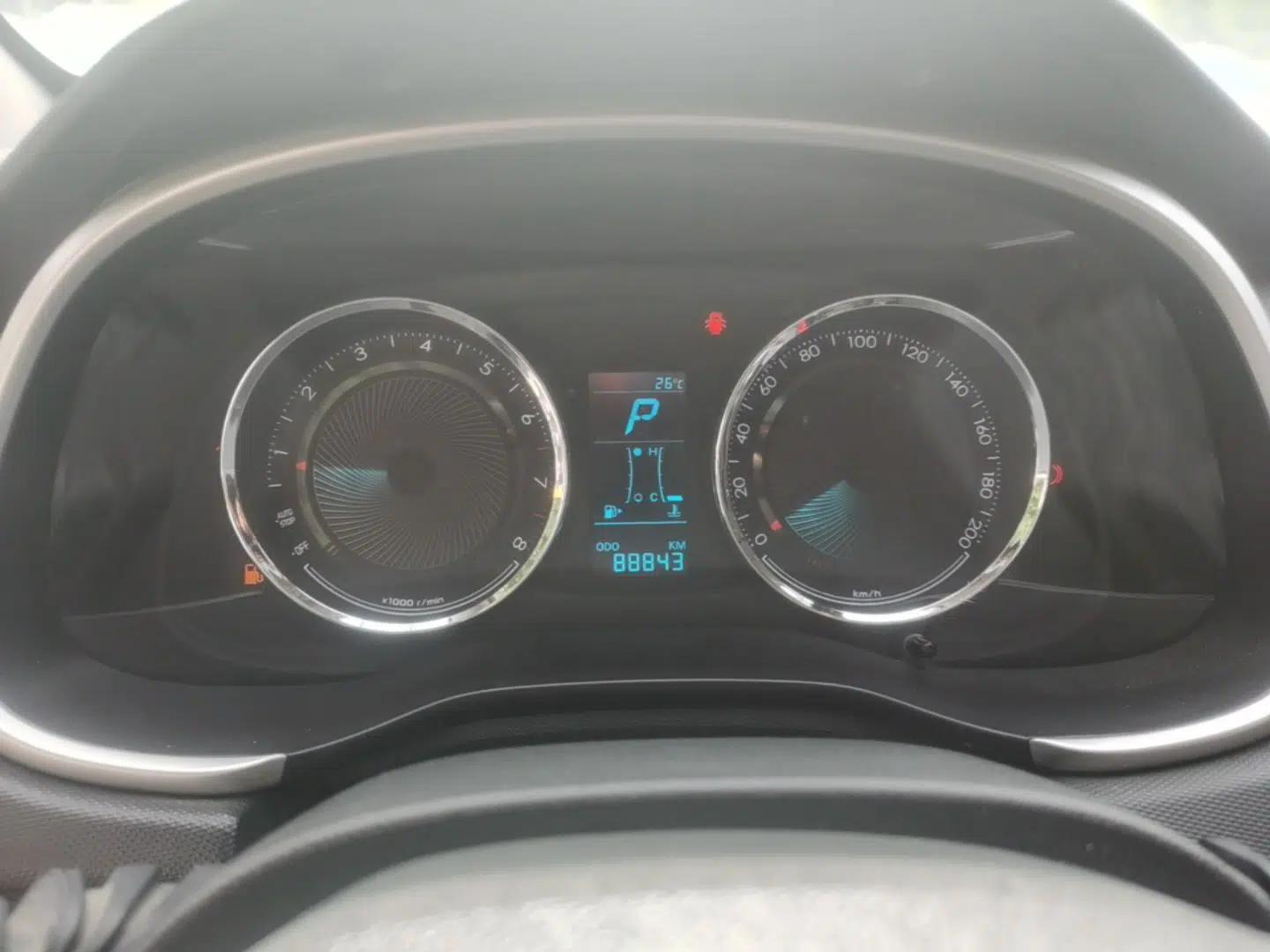 Chevrolet Lova RV 2016 1.5L Automatic Smart Drive Edition — миниатюра 15