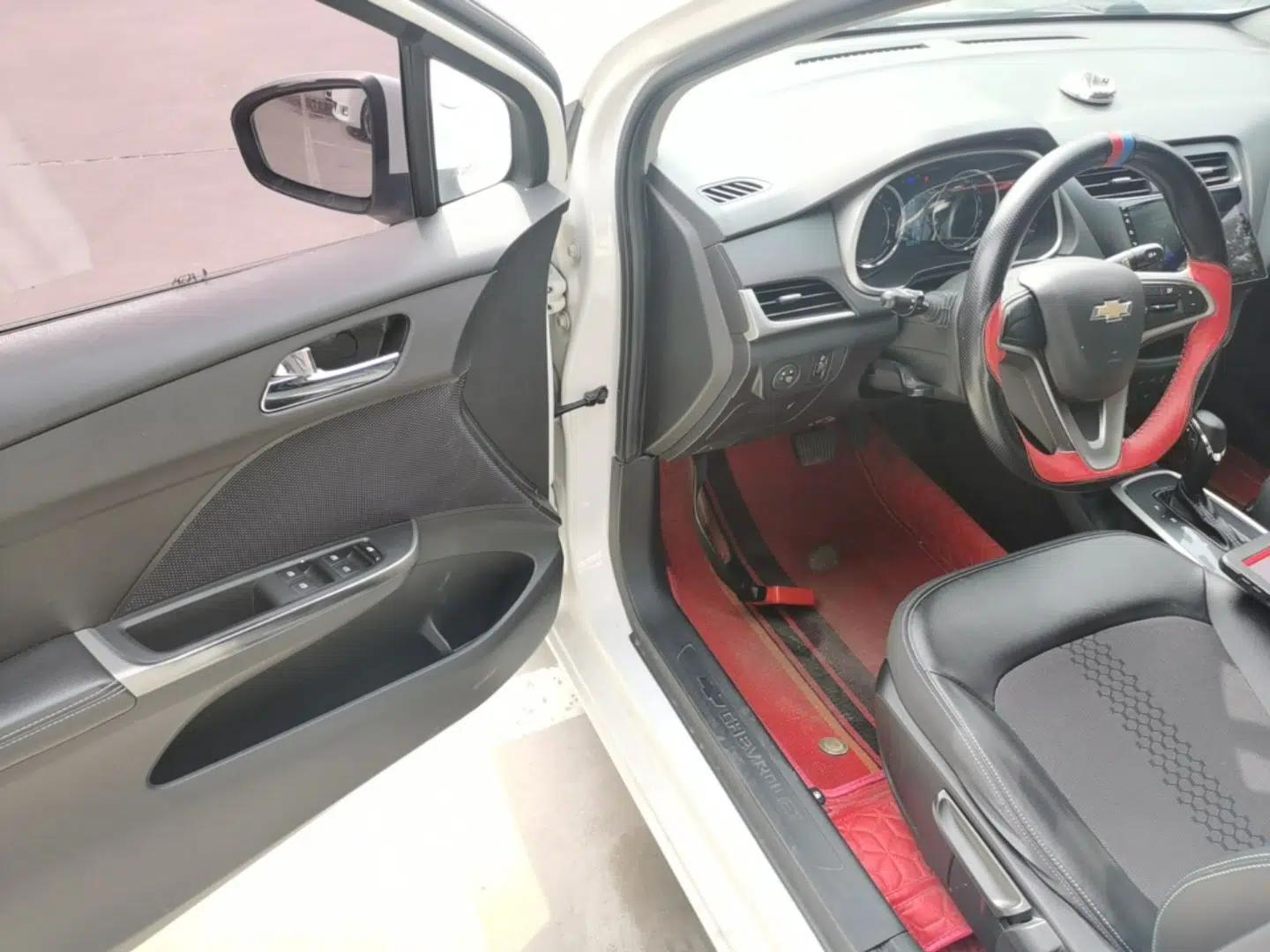 Chevrolet Lova RV 2016 1.5L Automatic Smart Drive Edition — миниатюра 19