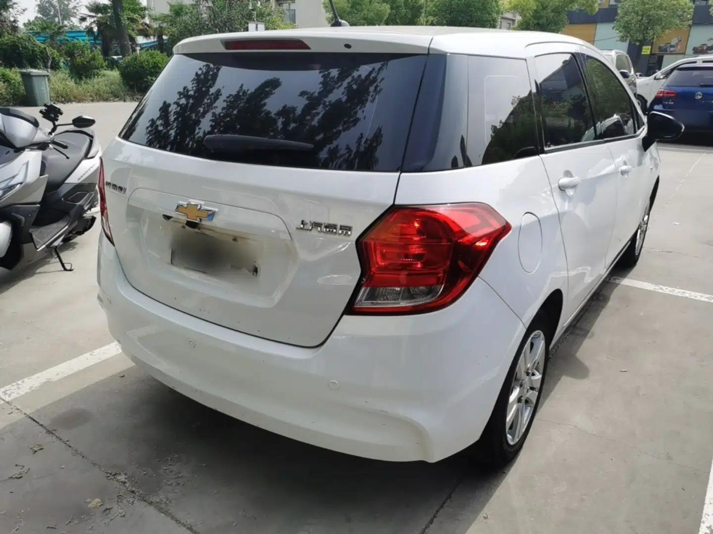 Chevrolet Lova RV 2016 1.5L Automatic Smart Drive Edition — миниатюра 6