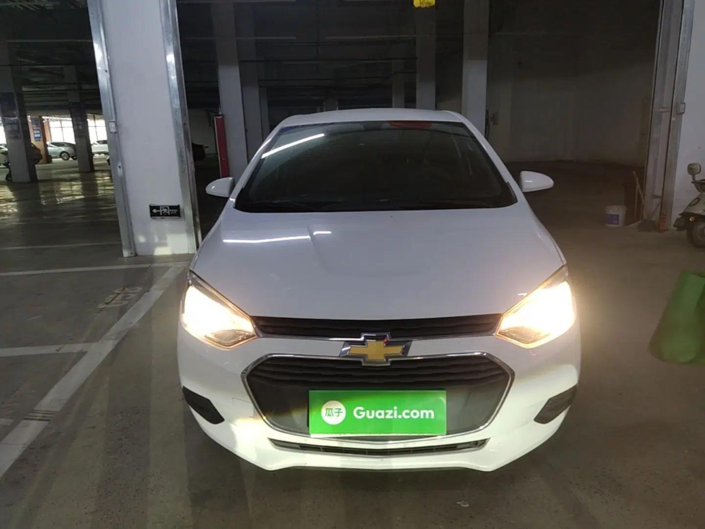 Chevrolet Lova RV 2016 1.5L Automatic Comfort Edition — миниатюра 2