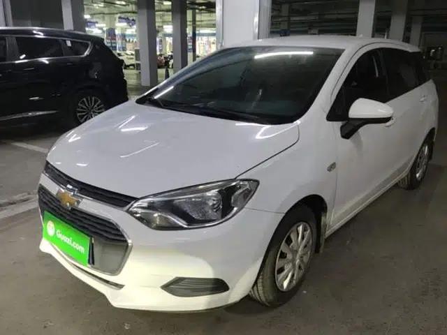 Chevrolet Lova RV 2016 1.5L Automatic Comfort Edition