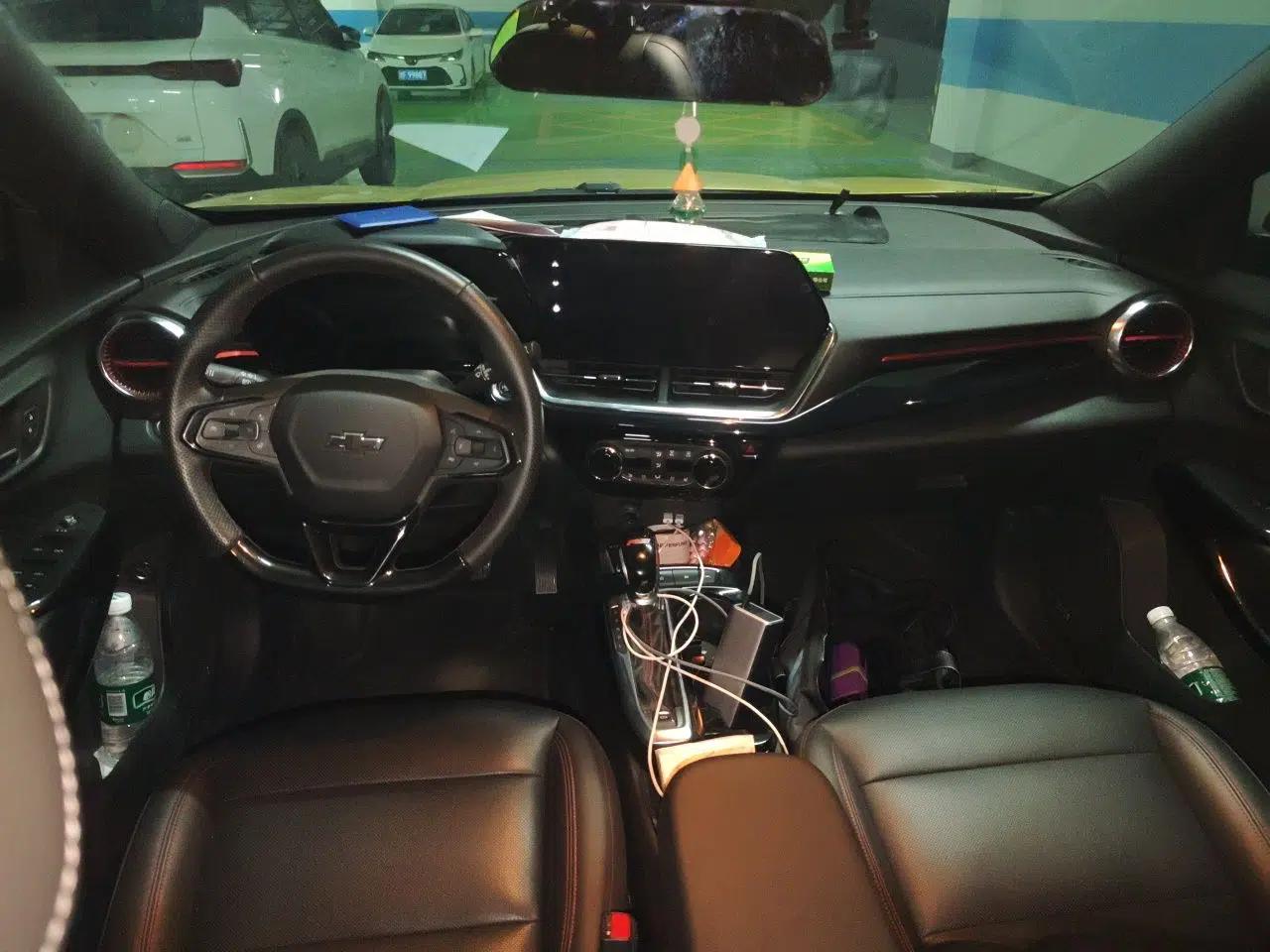 Chevrolet Seeker 2022 1.5T CVT RS Honeycomb Edition — миниатюра 10