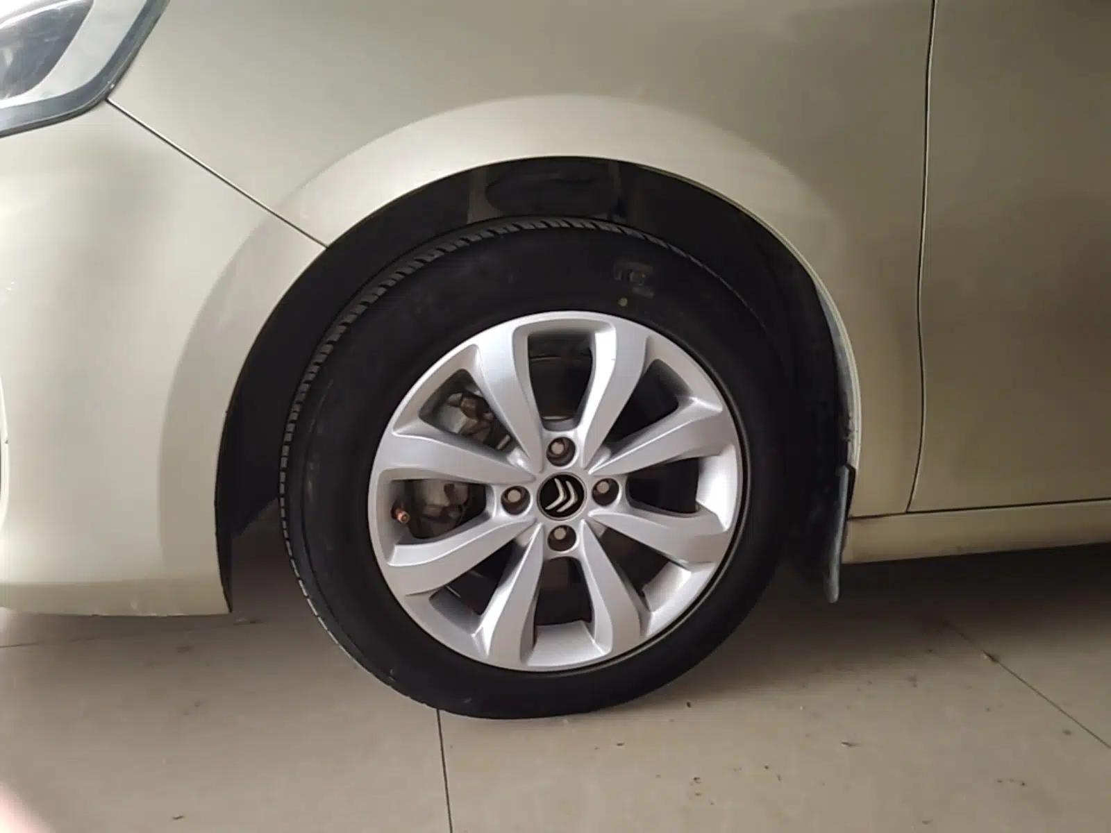 Citroen C4 Sega 2016 1.6L Automatic Comfort Model — миниатюра 8