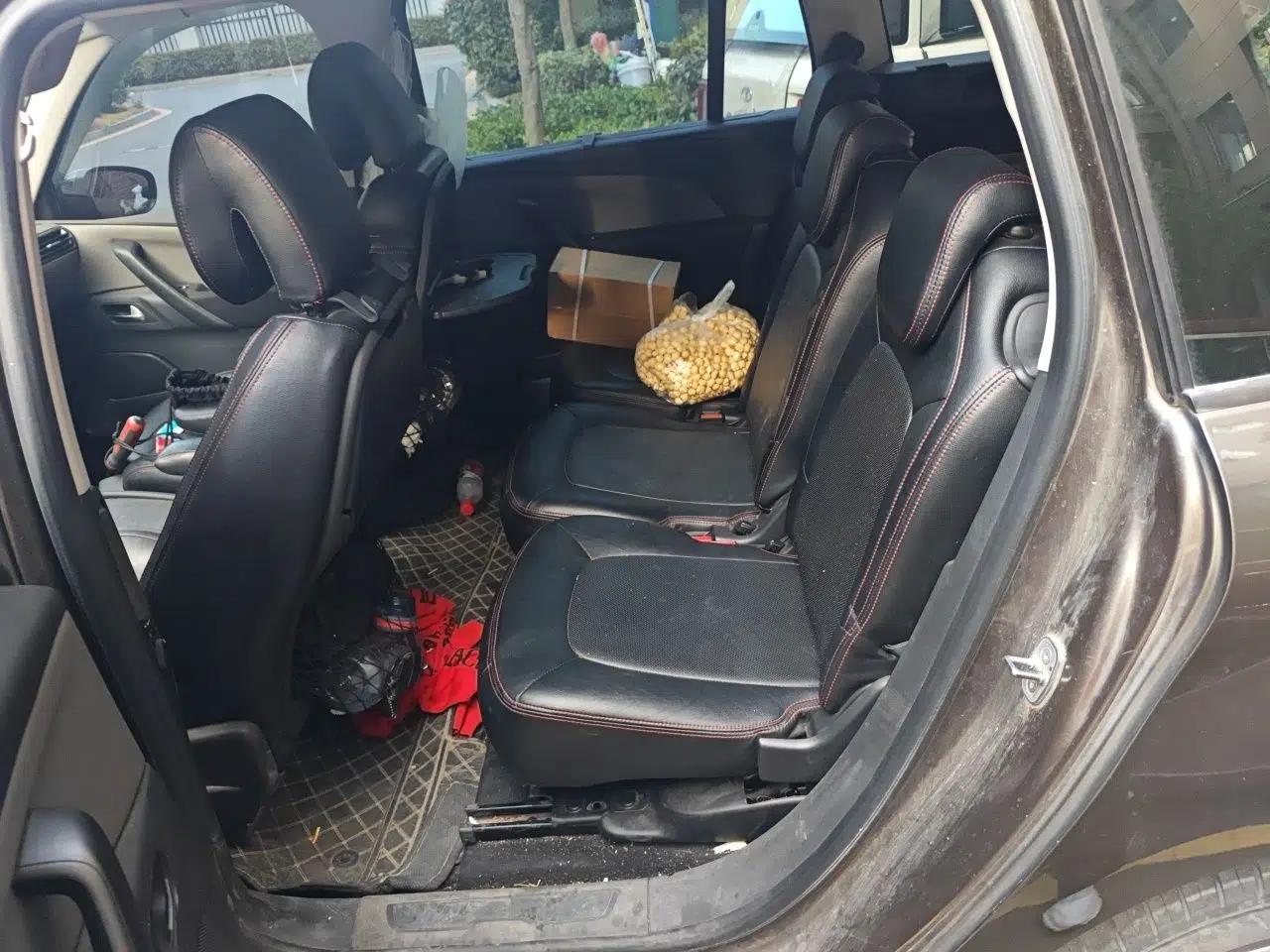 Citroen C4 Picasso 2015 Grand 1.6T Fashion Model 7 Seats — миниатюра 18