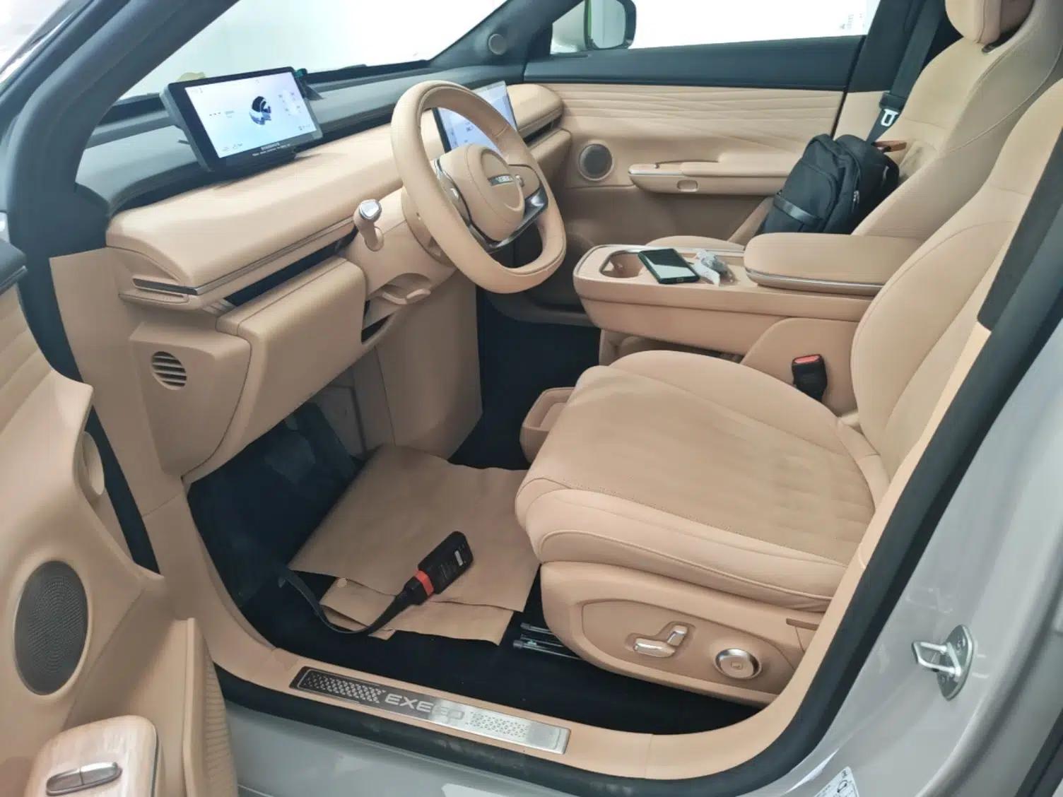EXEED Star Era ET 2024 Extended-Range 240 Ultra All-Wheel Drive — миниатюра 17