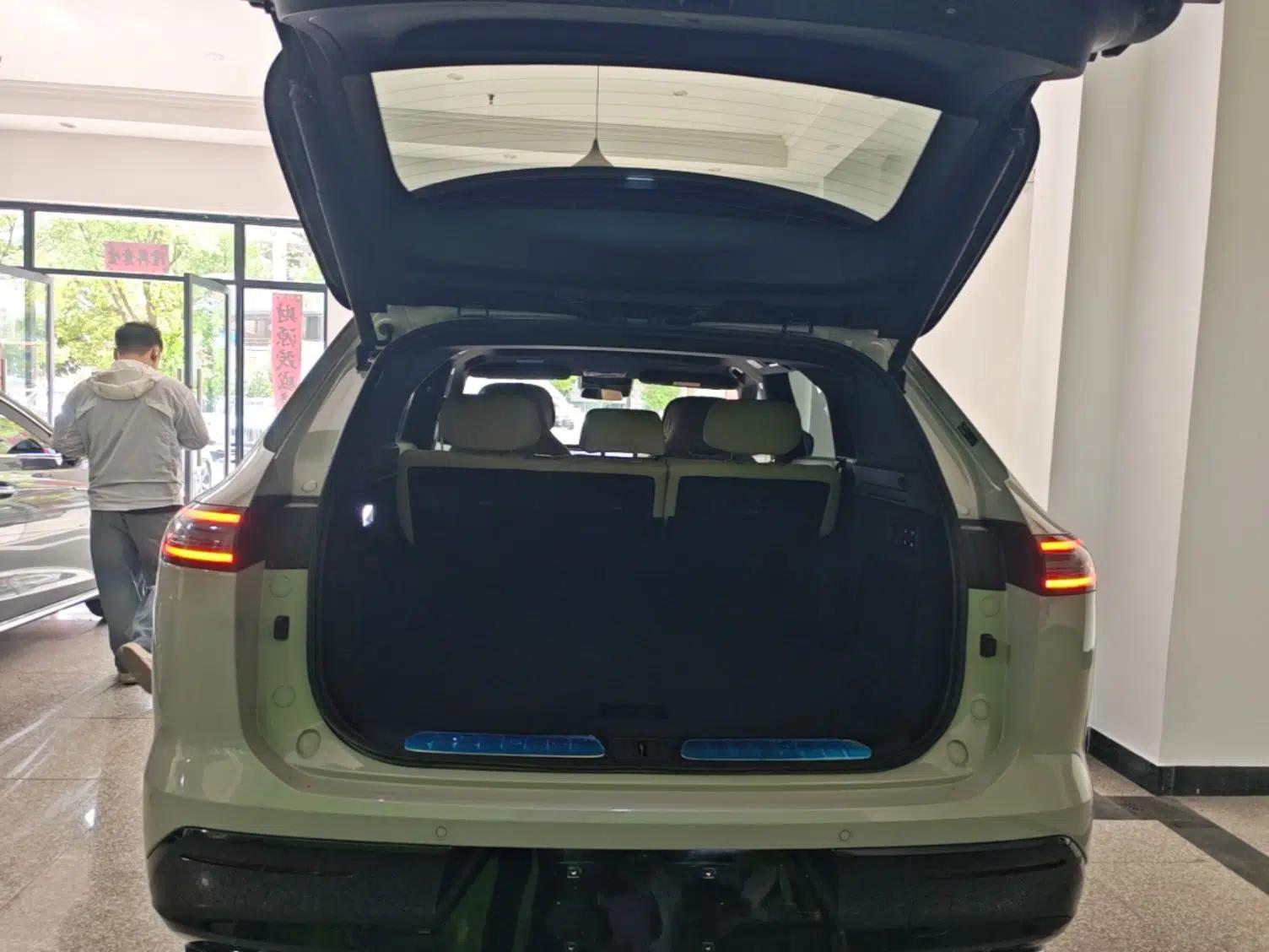 EXEED Star Era ET 2024 Extended-Range 240 Ultra All-Wheel Drive — миниатюра 21