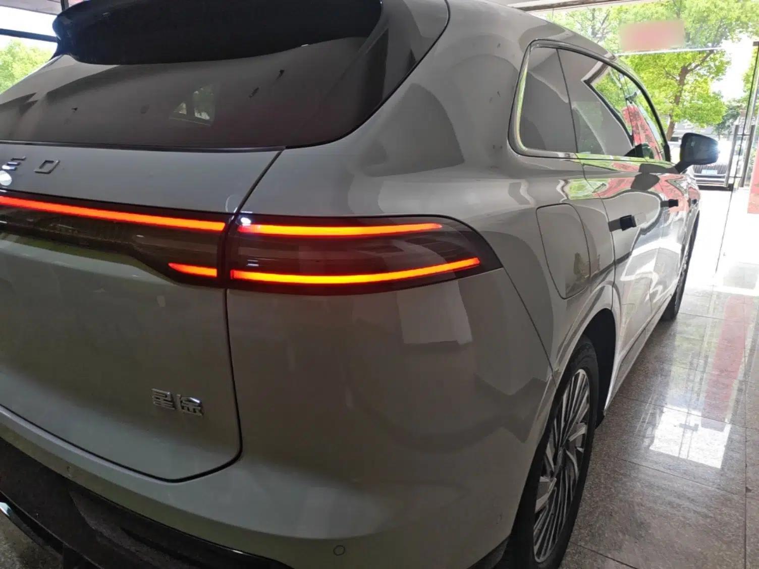 EXEED Star Era ET 2024 Extended-Range 240 Ultra All-Wheel Drive — миниатюра 8
