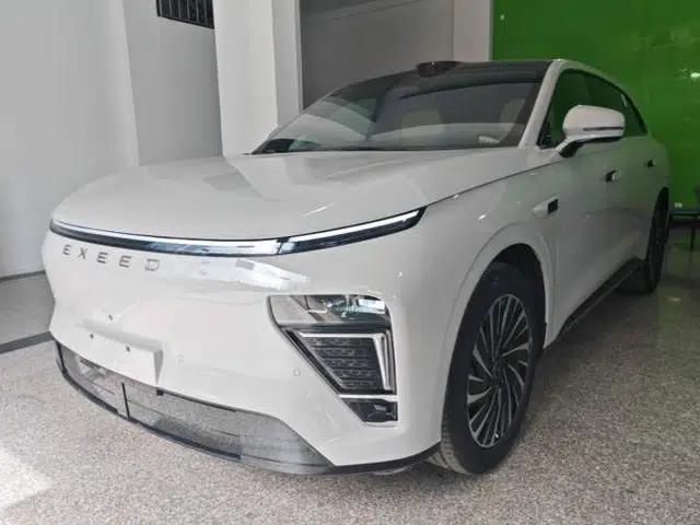 EXEED Star Era ET 2024 Extended-Range 240 Ultra All-Wheel Drive