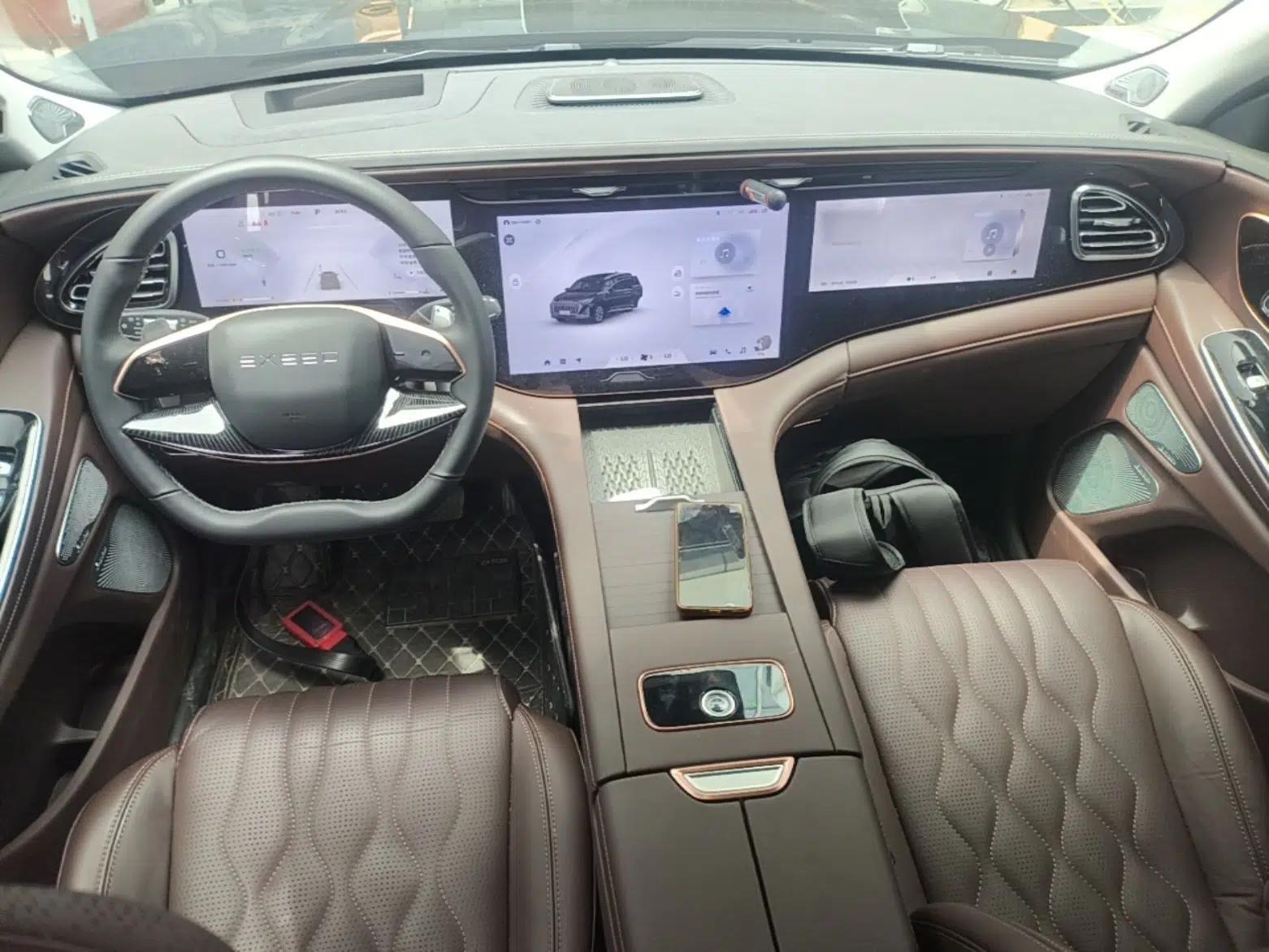 EXEED Lanyue 2024 International Edition 400T Four-Wheel Drive Star Prestige 6-Seater — миниатюра 13
