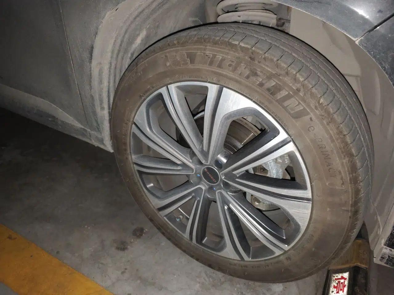 EXEED Lanyue 2025 400T Four-Wheel Drive Star Prestige Edition 6 Seats — миниатюра 8
