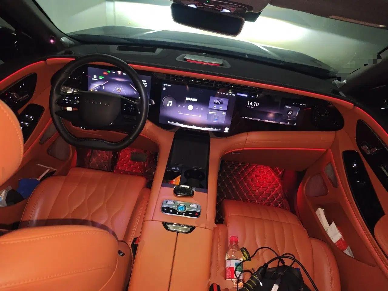 EXEED Lanyue 2025 400T Four-Wheel Drive Star Prestige Edition 6 Seats — миниатюра 10