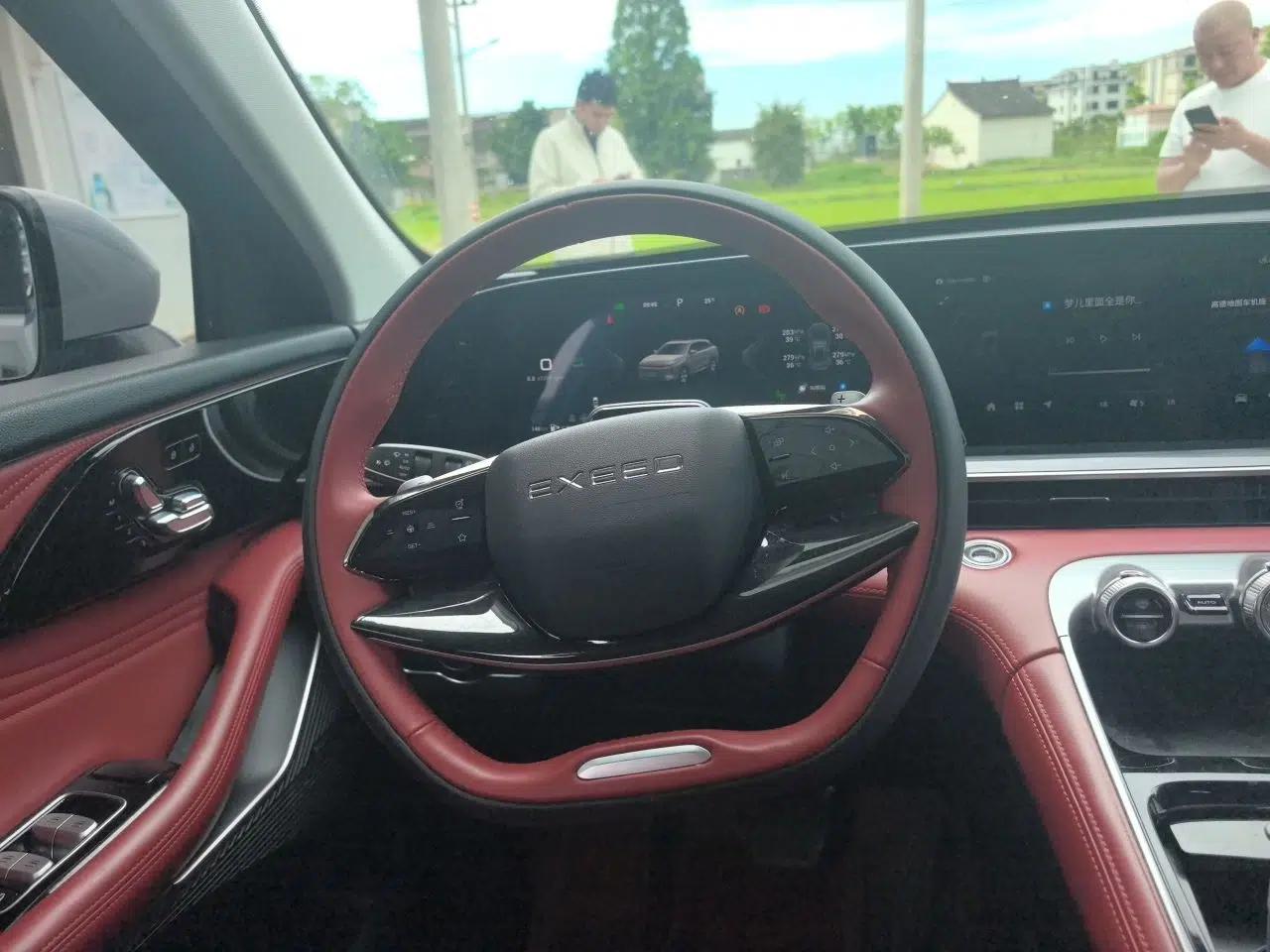 EXEED Stellar 2023 400T Four-Wheel Drive Deluxe Edition — миниатюра 11