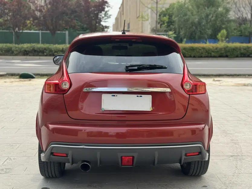Infiniti ESQ 2014 1.6T Dynamic Edition — миниатюра 15