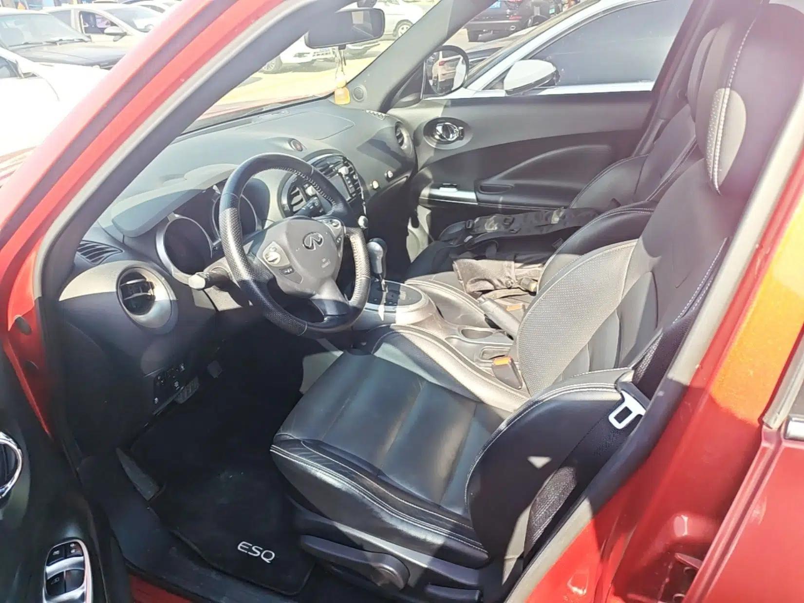 Infiniti ESQ 2014 1.6T Dynamic Edition — миниатюра 20