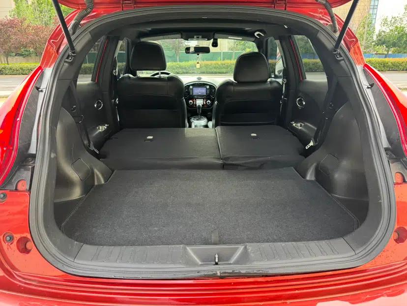Infiniti ESQ 2014 1.6T Dynamic Edition — миниатюра 8