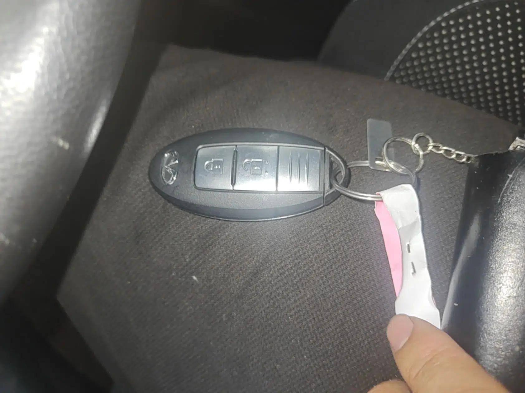 Infiniti ESQ 2014 1.6L Spontaneous Edition — миниатюра 12