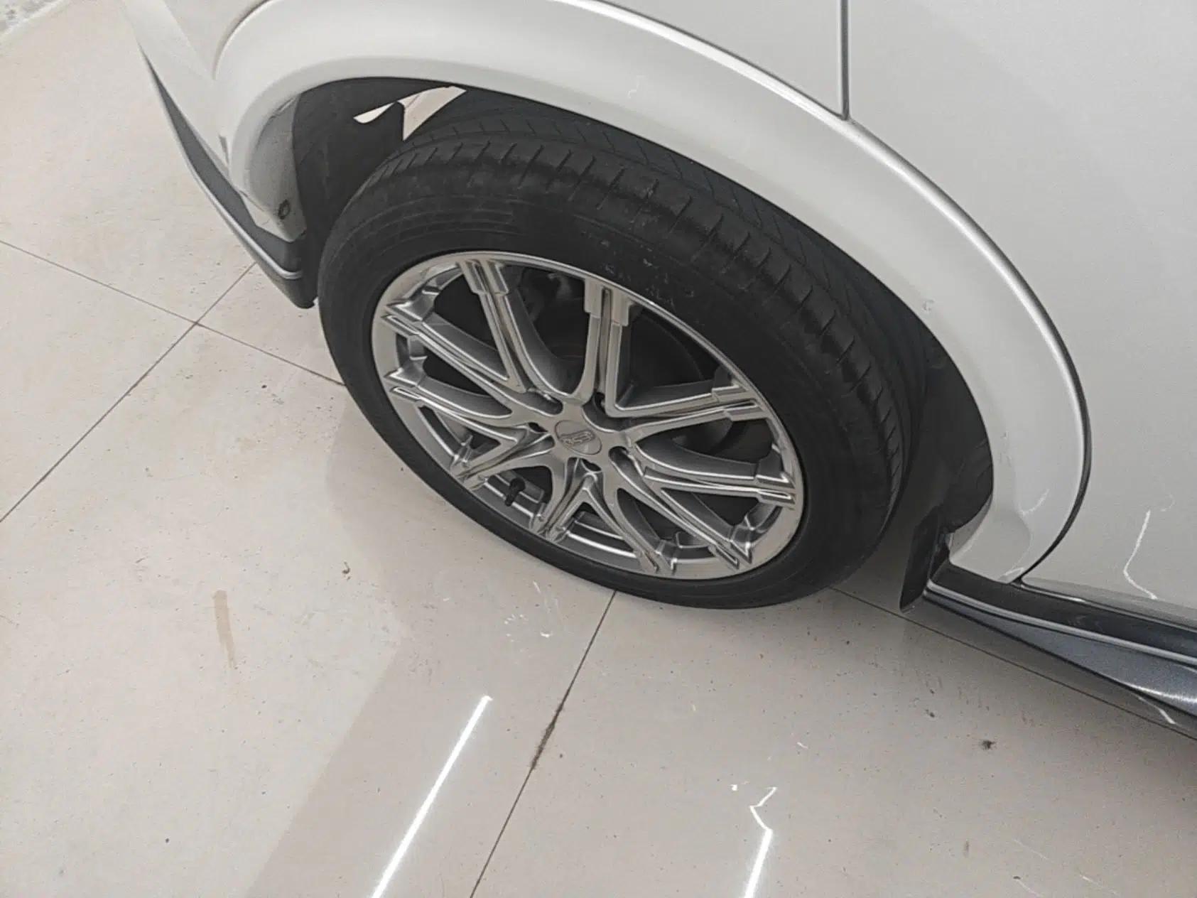 Infiniti ESQ 2014 1.6L Spontaneous Edition — миниатюра 10