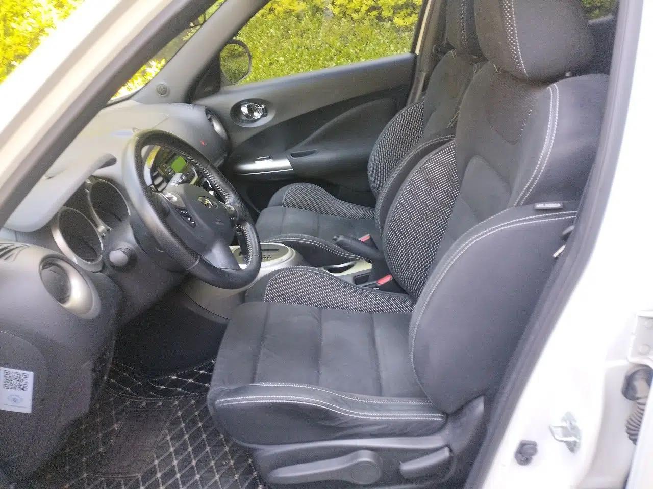 Infiniti ESQ 2014 1.6L Spontaneous Edition — миниатюра 16