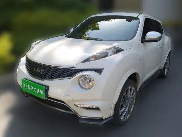 Infiniti ESQ 2014 1.6L Spontaneous Edition
