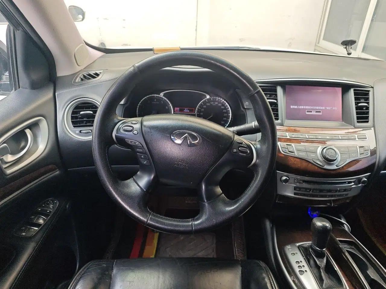 Infiniti JX 2013 JX35 Two-Wheel-Drive Excellence Edition — миниатюра 11