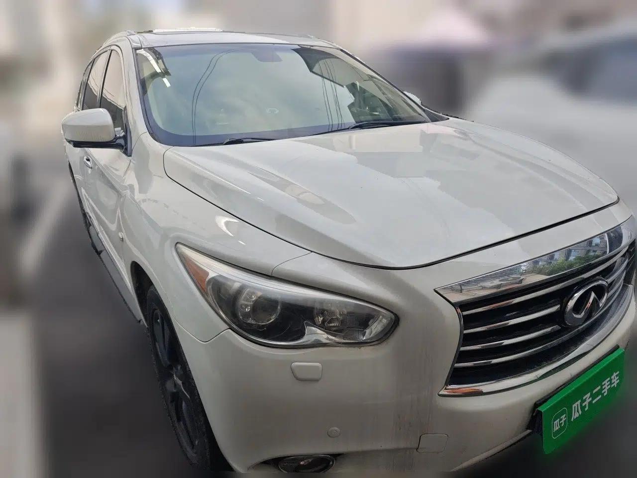Infiniti JX 2013 JX35 Two-Wheel-Drive Excellence Edition — миниатюра 3