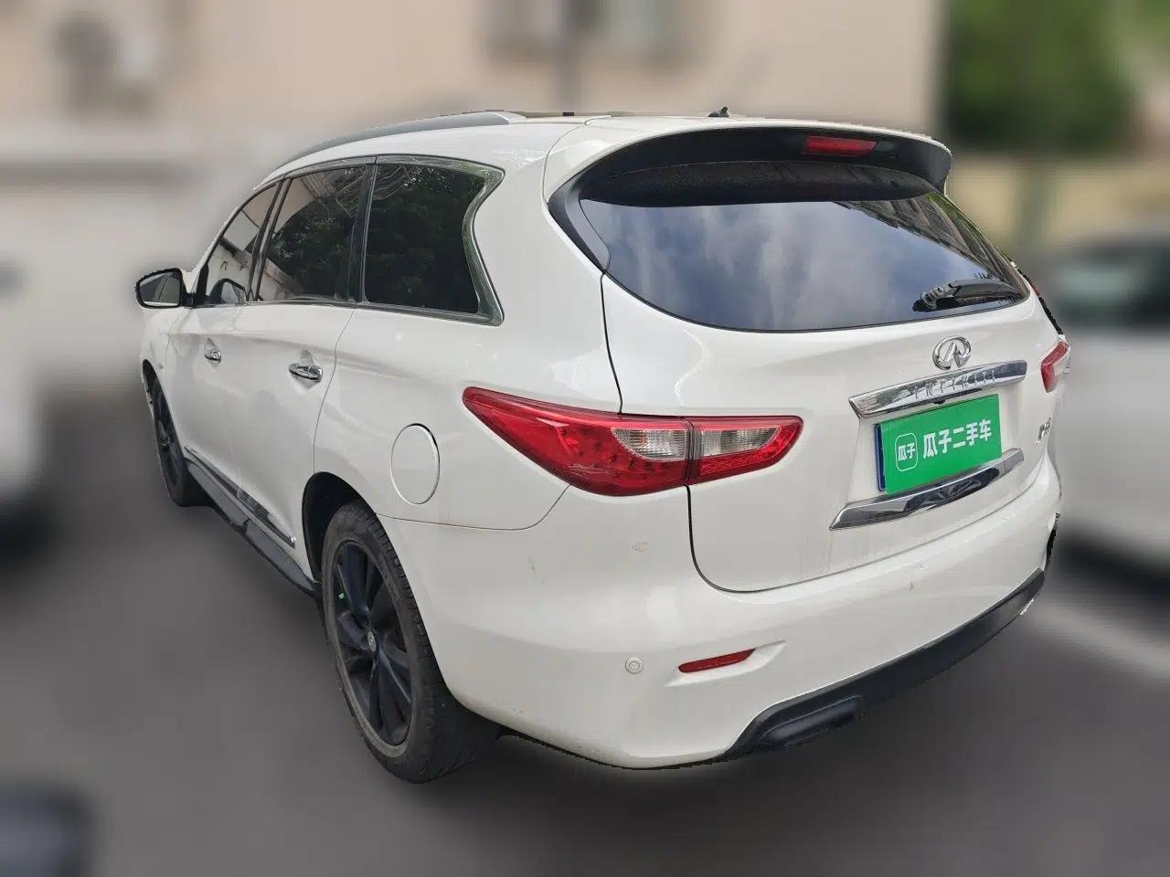 Infiniti JX 2013 JX35 Two-Wheel-Drive Excellence Edition — миниатюра 4