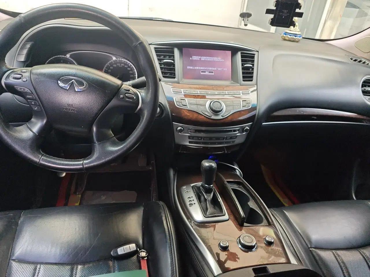 Infiniti JX 2013 JX35 Two-Wheel-Drive Excellence Edition — миниатюра 10