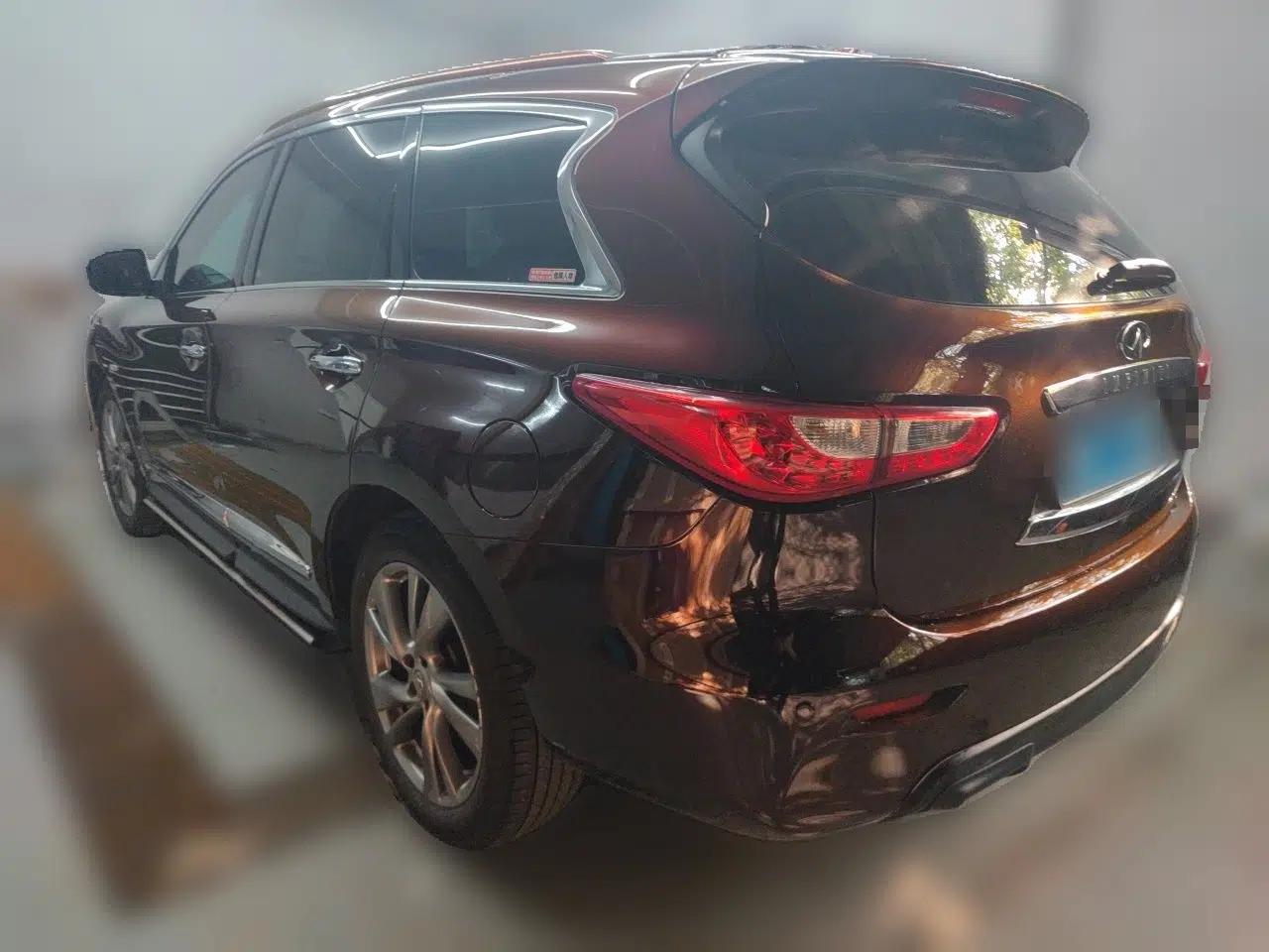 Infiniti JX 2013 JX35 Two-Wheel-Drive Excellence Edition — миниатюра 4