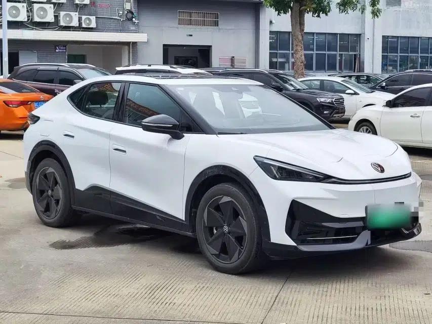 Volkswagen ID.UNYX 2025 Pure Model — миниатюра 3