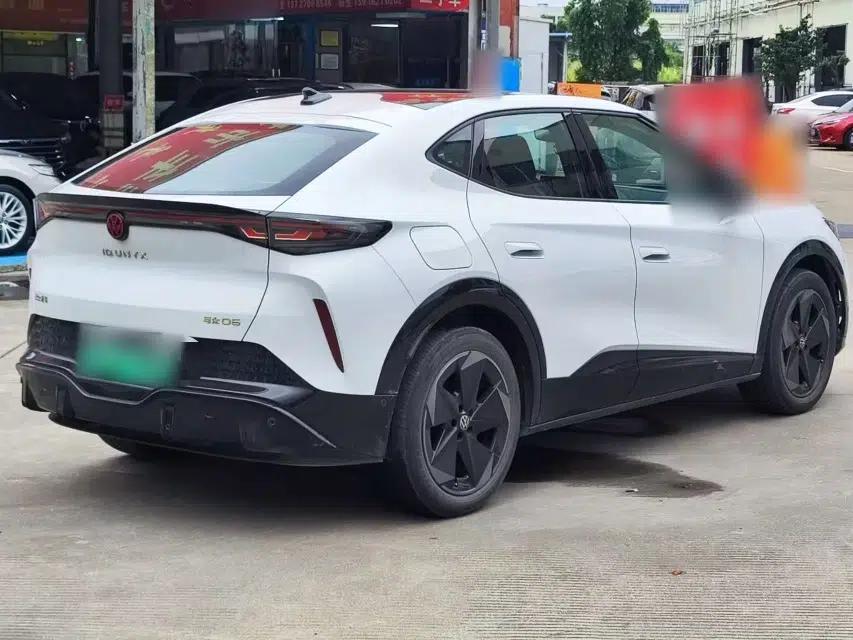 Volkswagen ID.UNYX 2025 Pure Model — миниатюра 6