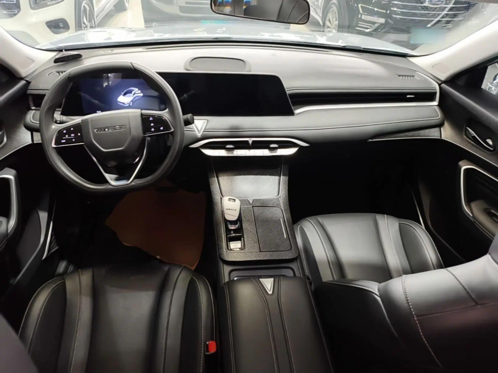 Venucia V 2021 260T Idol Edition — миниатюра 12