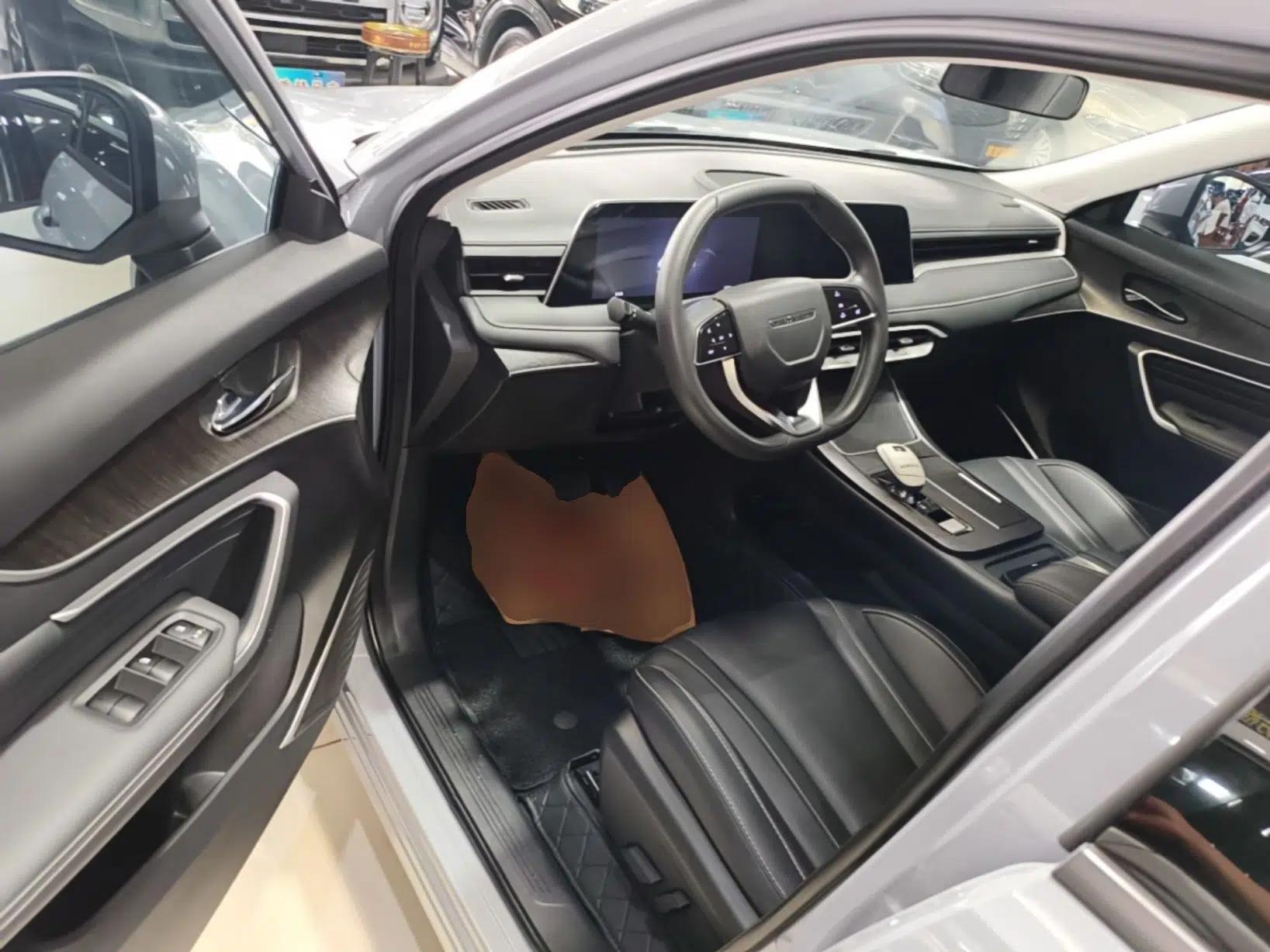 Venucia V 2021 260T Idol Edition — миниатюра 18
