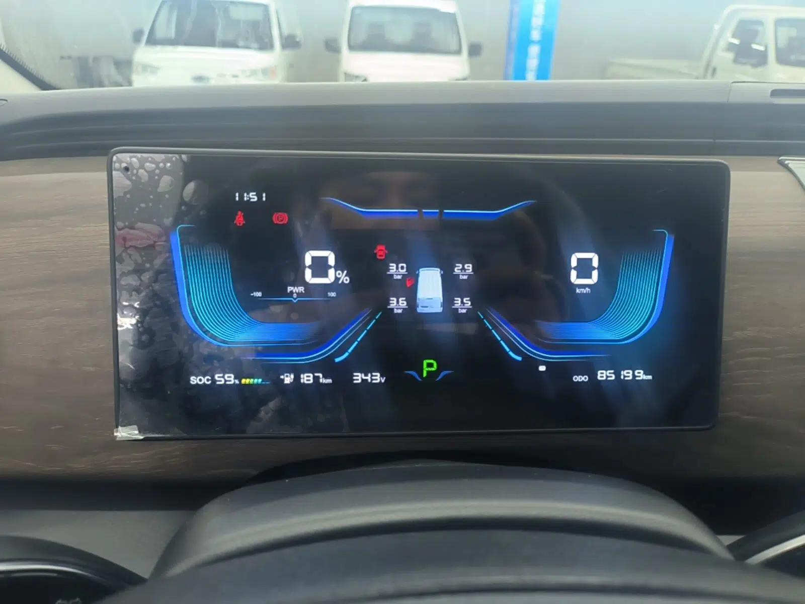 Ruichi EC75 2025 Model Passenger Vehicle Smart Driving Ultra-Charging Edition, Pioneer Type I, 52.16 kWh — миниатюра 15