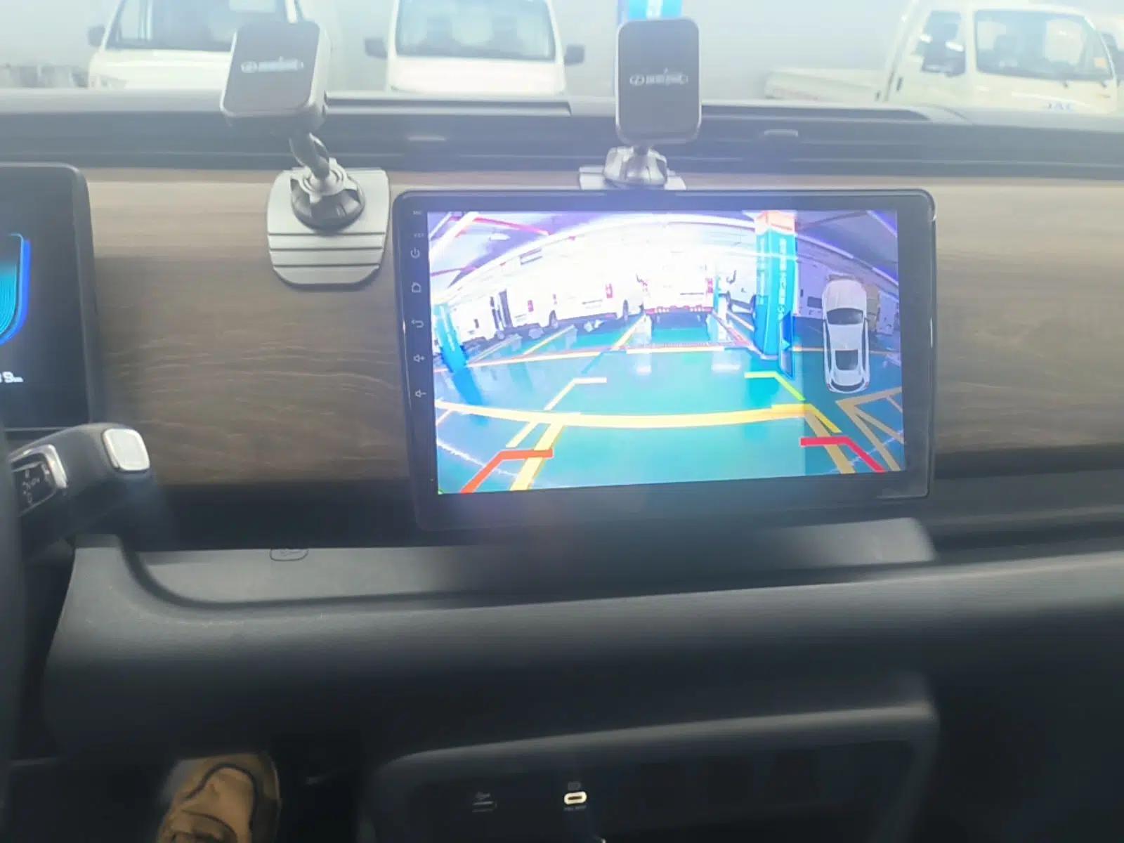 Ruichi EC75 2025 Model Passenger Vehicle Smart Driving Ultra-Charging Edition, Pioneer Type I, 52.16 kWh — миниатюра 16