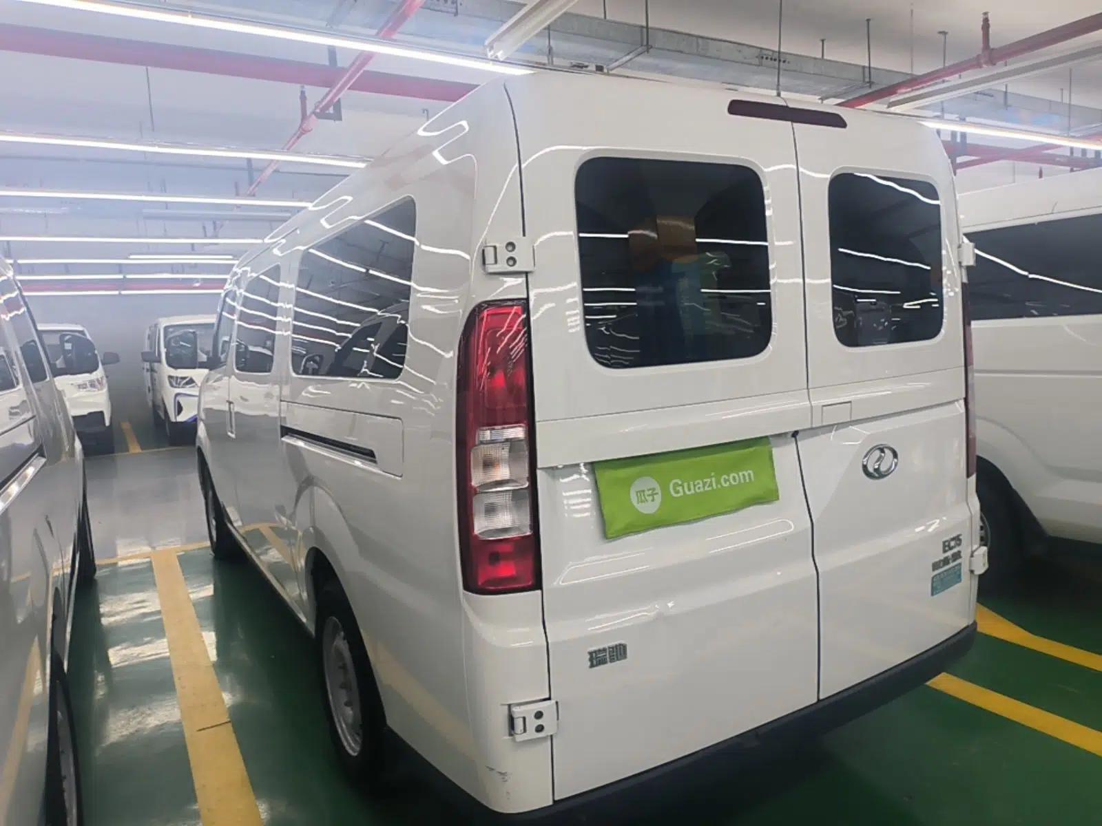 Ruichi EC75 2025 Model Passenger Vehicle Smart Driving Ultra-Charging Edition, Pioneer Type I, 52.16 kWh — миниатюра 4