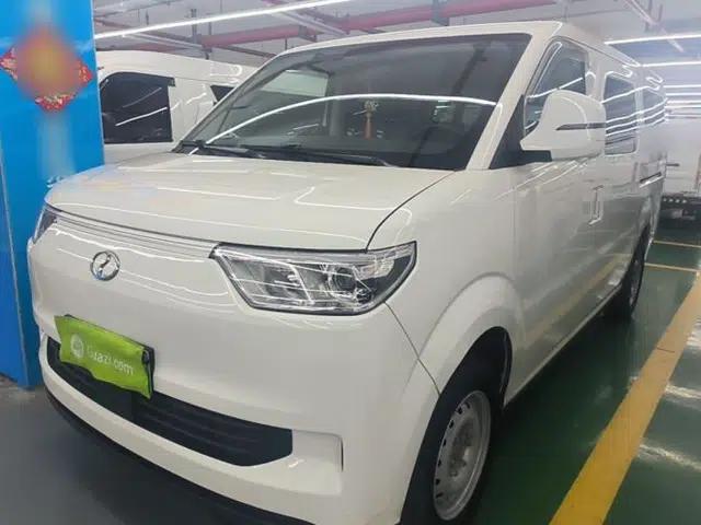Ruichi EC75 2025 Model Passenger Vehicle Smart Driving Ultra-Charging Edition, Pioneer Type I, 52.16 kWh