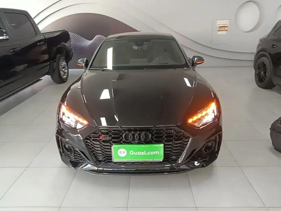 Audi RS 5 2022 RS 5 2.9T Sportback Dark Gold Edition — миниатюра 2