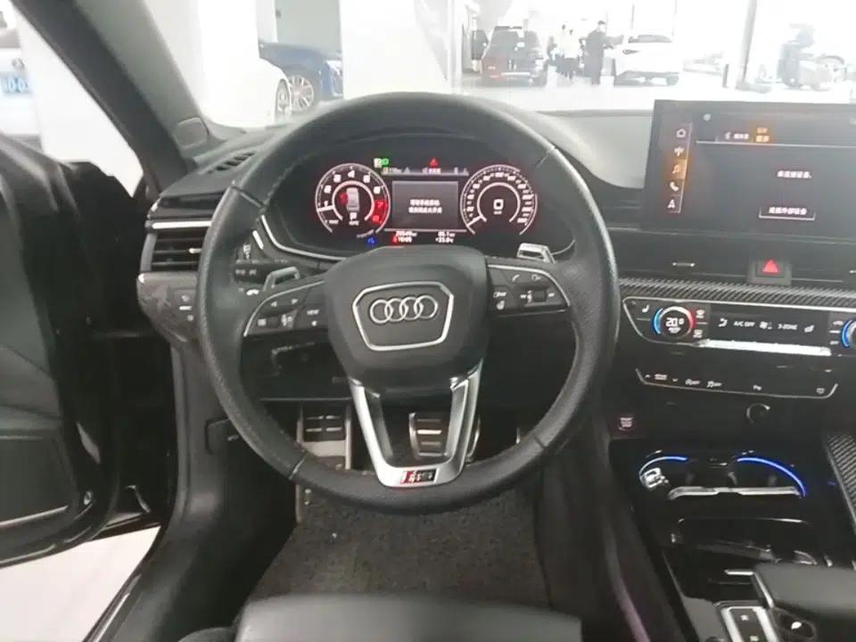 Audi RS 5 2022 RS 5 2.9T Sportback Dark Gold Edition — миниатюра 14