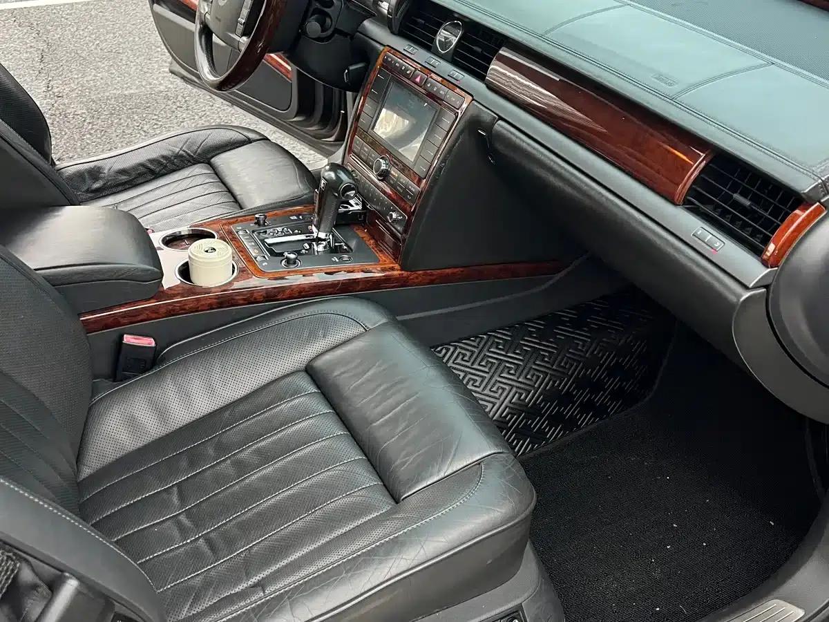 Phaeton 2005 4.2 V8 Luxury Edition — миниатюра 10