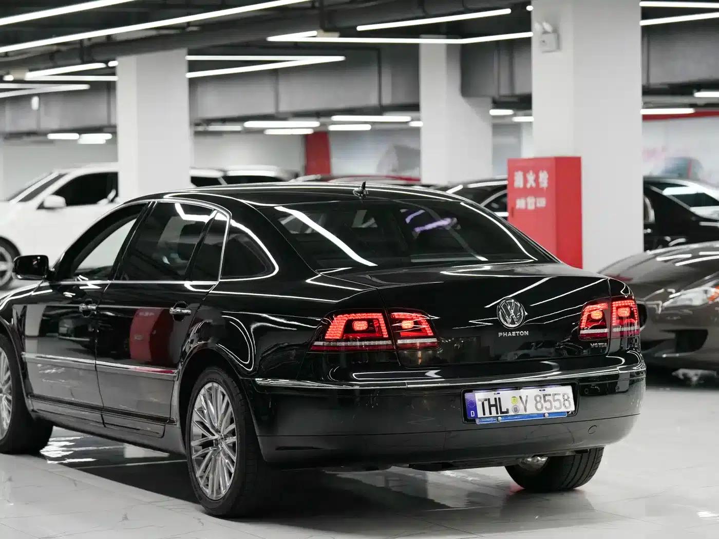 Phaeton 2015 3.0L Exclusive Edition — миниатюра 15