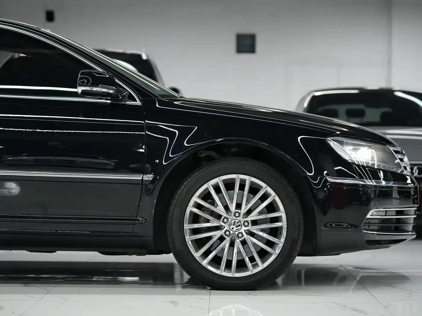 Phaeton 2015 3.0L Exclusive Edition — миниатюра 27