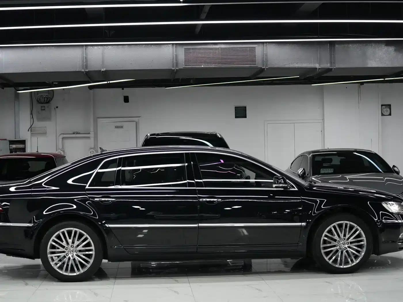 Phaeton 2015 3.0L Exclusive Edition — миниатюра 28