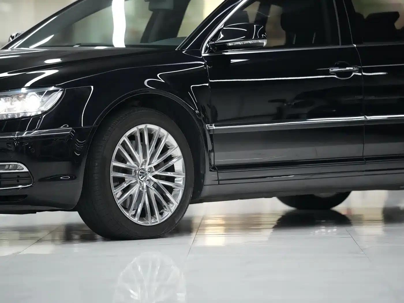 Phaeton 2015 3.0L Exclusive Edition — миниатюра 30